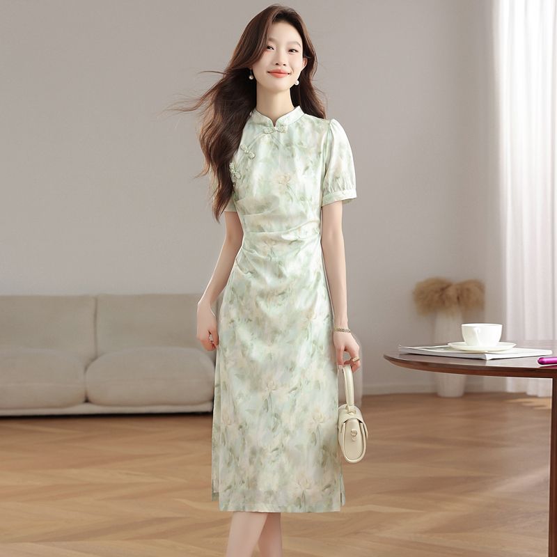 Elegant Green Floral Modern Cheongsam Dress