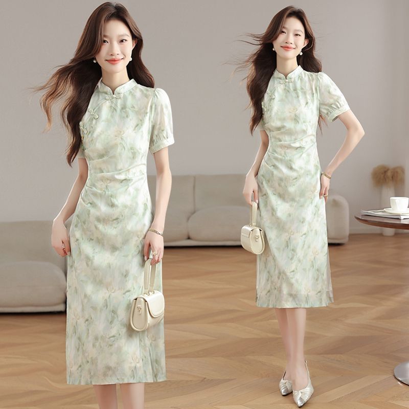 Elegant Green Floral Modern Cheongsam Dress